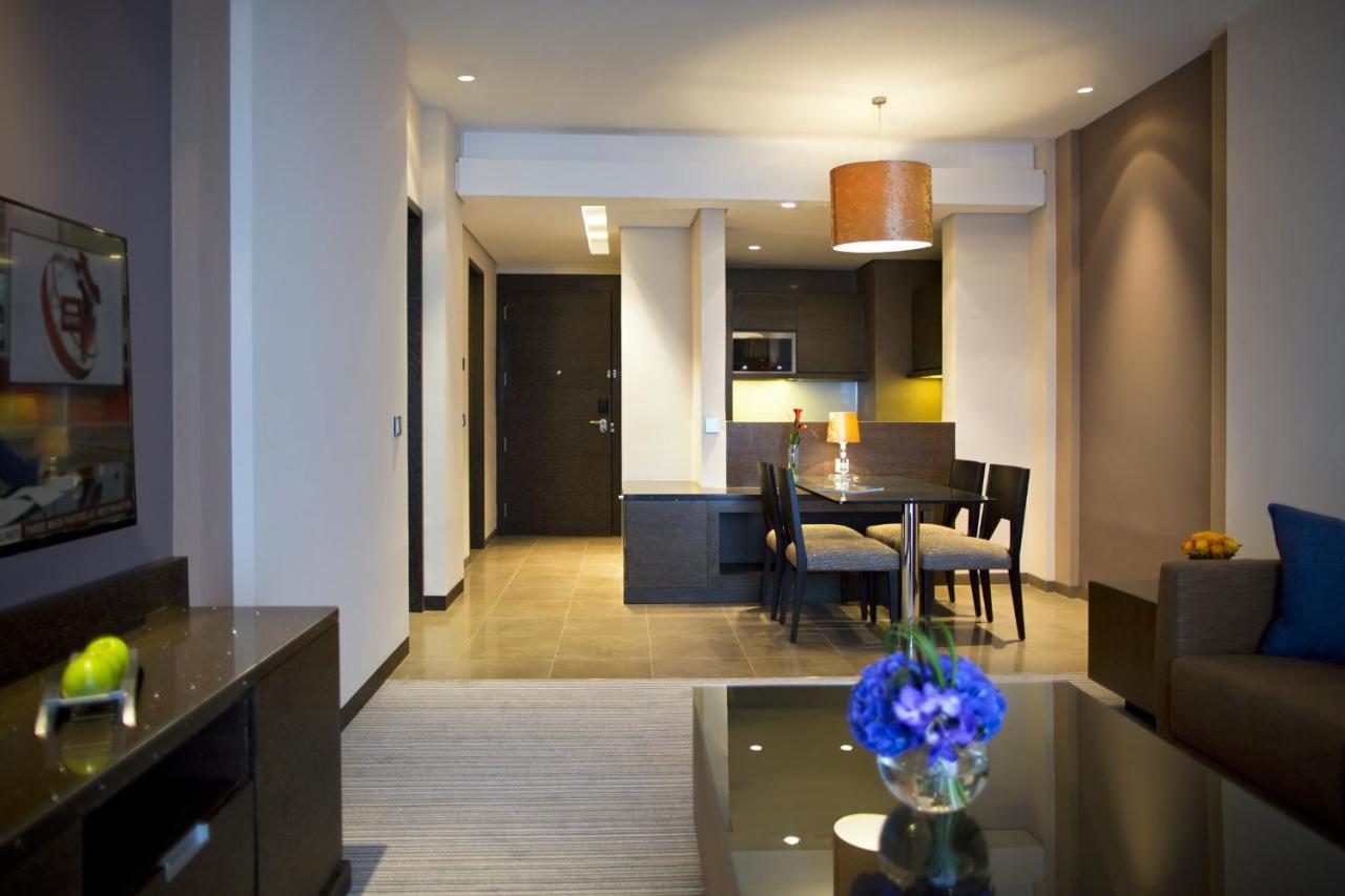 Four Points By Sheraton Al Ain Exterior foto A typical apartment interior